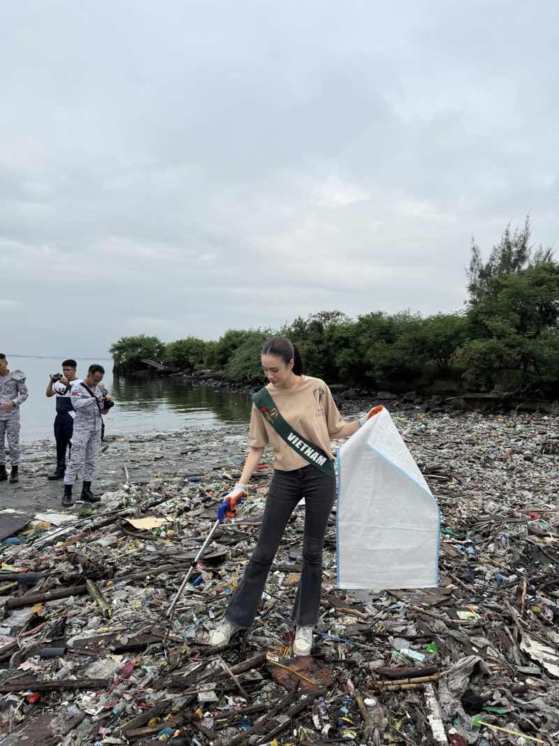 1A.269.trinh-my-anh-miss-earth-2025-truyen-thong-spotlight-vietnam00004