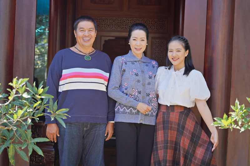 1A.289.nsnd-trinh-kim-chi-mat-ngot-tua-khoi-suong-truyen-thong-spotlight-vietnam-00022