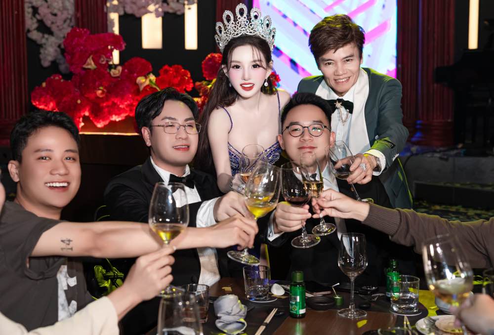 1A.294.bup-be-chau-a-kieu-vu-thi-diem-kieu00011