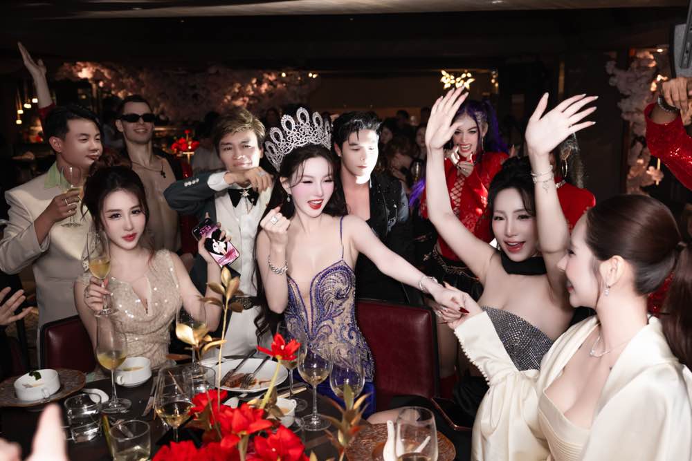 1A.294.bup-be-chau-a-kieu-vu-thi-diem-kieu00013