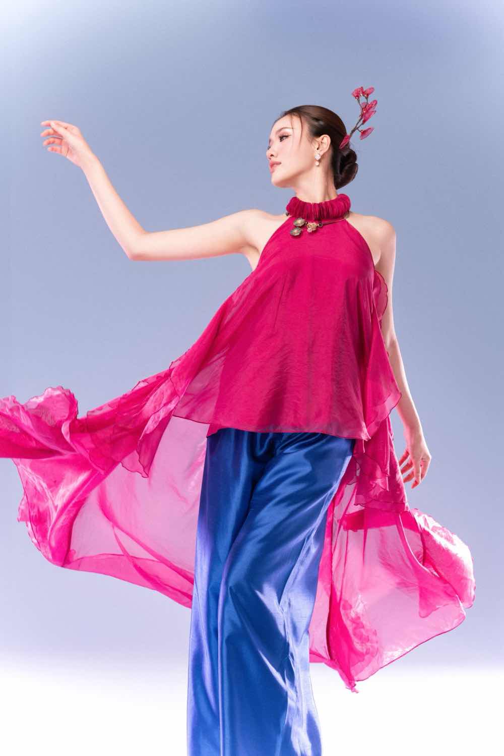1A.302.trinh-my-anh-miss-earth-2025-truyen-thong-spotlight-vietnam-00012