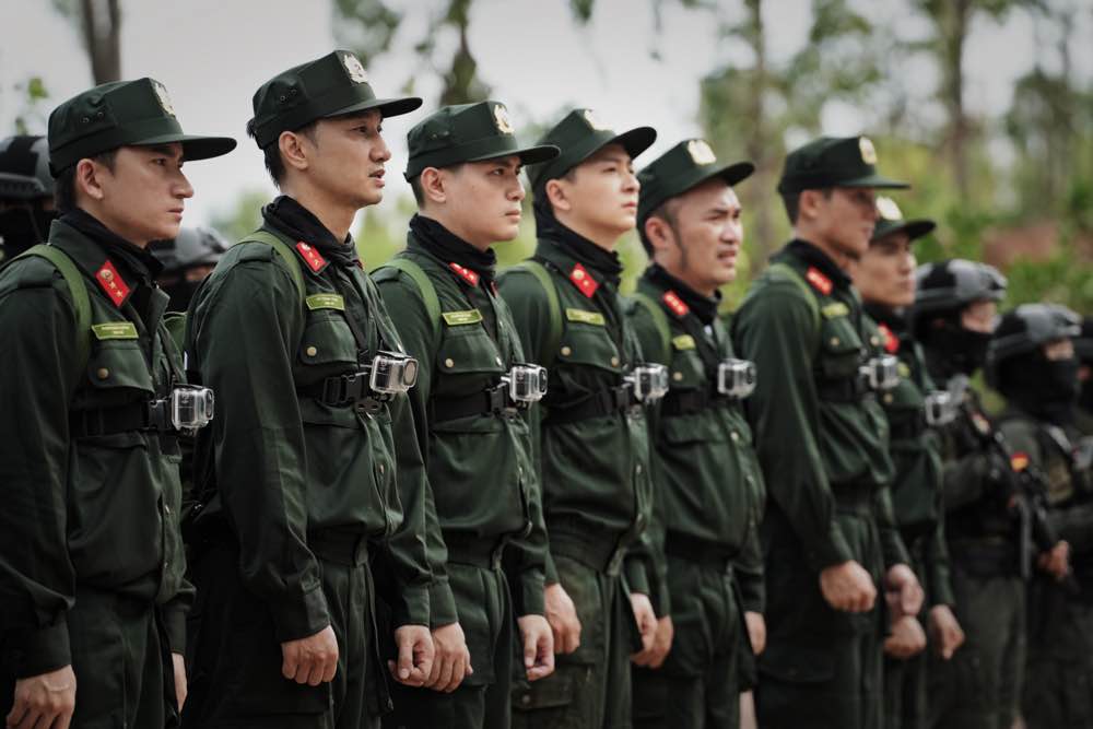 1A.578.chien-si-qau-cam-tap-7-truyen-thong-spotlight-vietnam07-09-2025 luc 091436 9