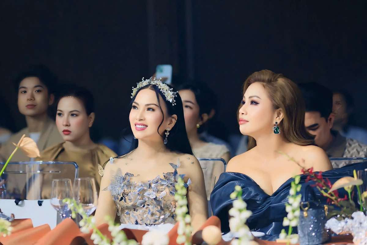 1A.627.ha-phuong-minh-tuyet-show-chung-thanh-phong-2025-spotlight-vietnam3
