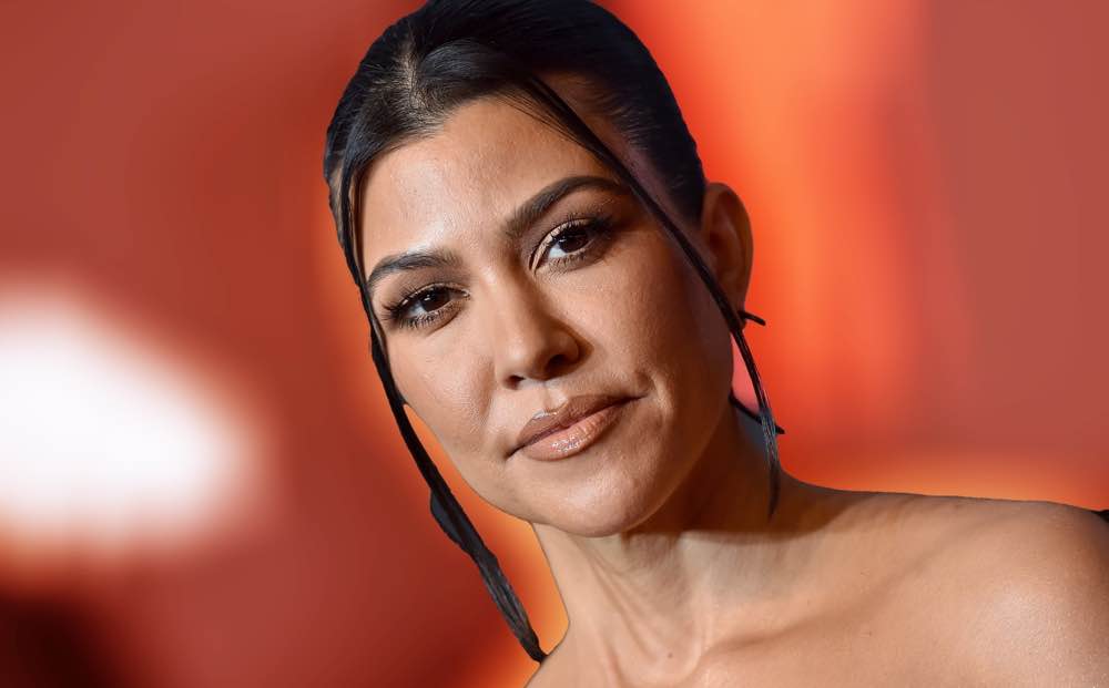 1A.640.kourtney-kardashian-spotlight-vietnam-2025-