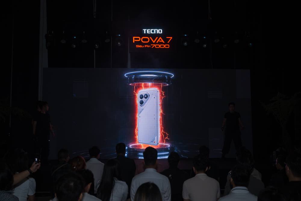 1A.721tecno-pova-7000-spotlight-vietnam-3