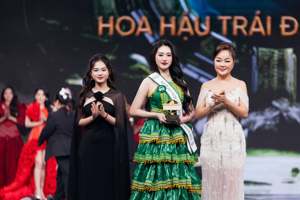 1A.730.cac-giai-phu-2-hoa-hau-trai-dat-viet-nam-2025-miss-earth-vietnam-2025-spotlight-vietnam-
