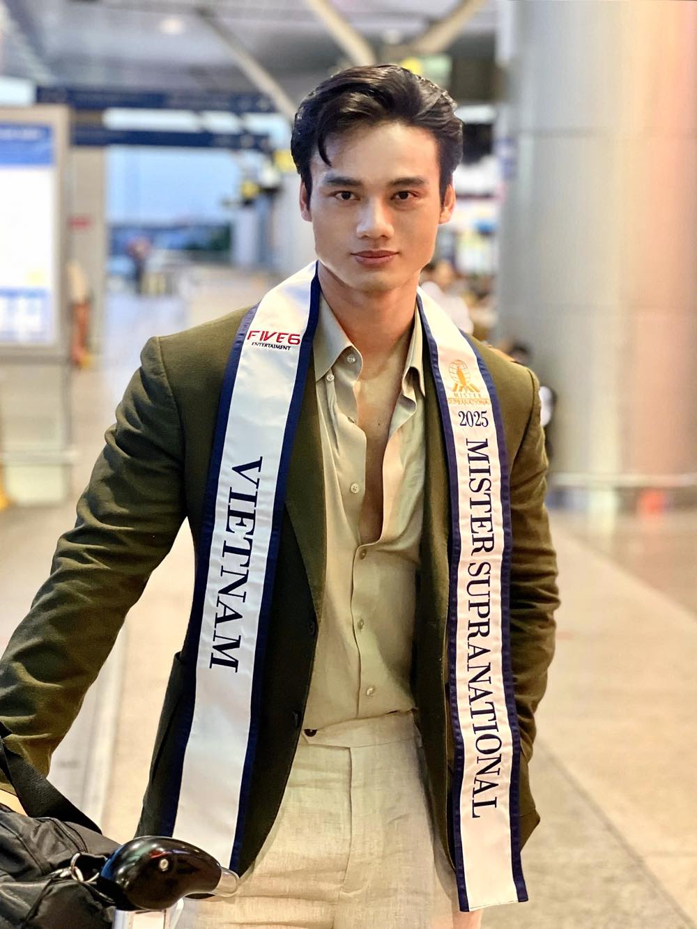 1A.758.minh-khac-thi-mister-supranational-2025-13