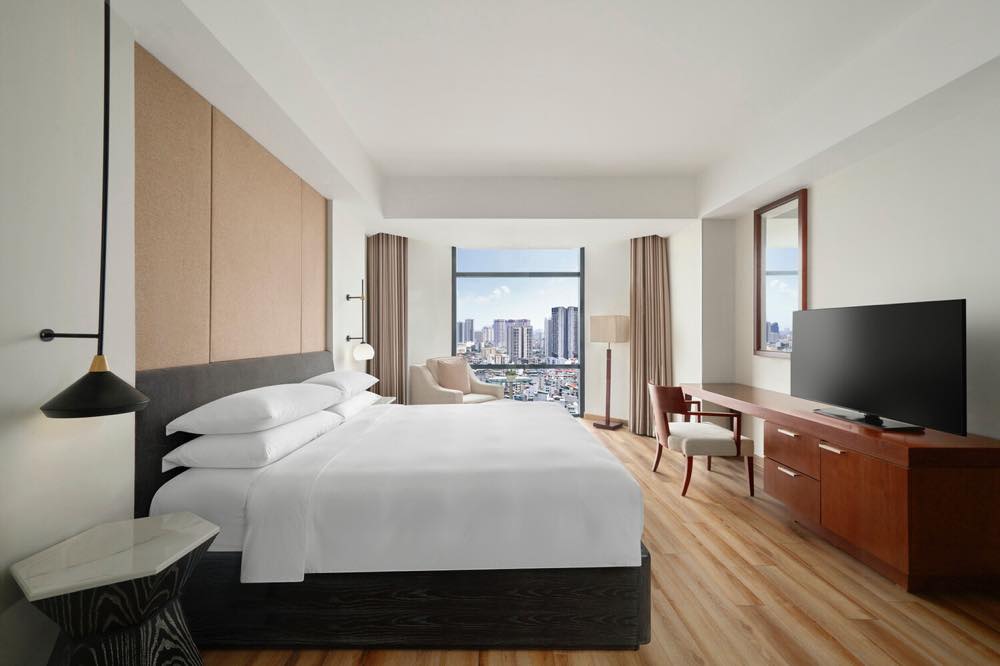1A.830.sheraton-vietnam-Phong Suite - View Thanh pho-truyen-thong-spotlight-vietnam