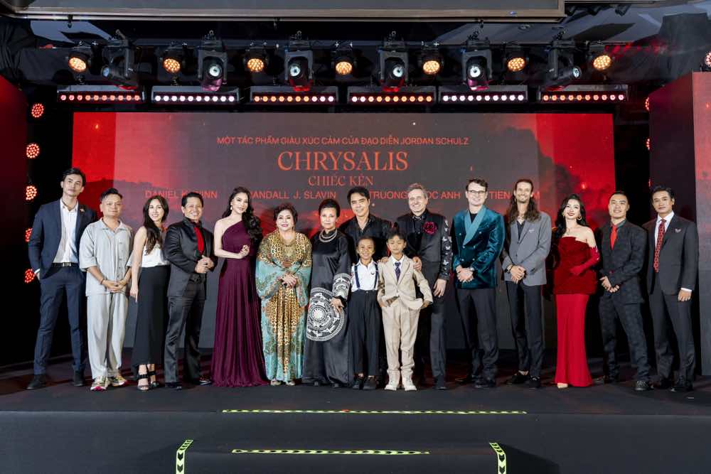 1A.882.TNA-entertainment-phim-chiec-ken-spotlight-vietnam16