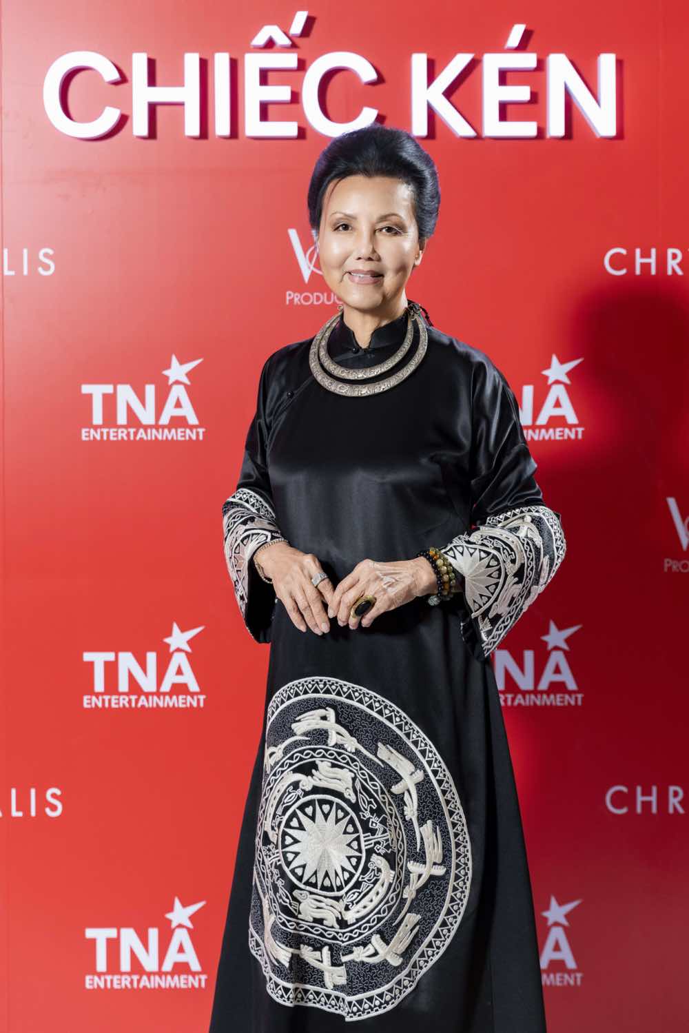 1A.882.TNA-entertainment-phim-chiec-ken-spotlight-vietnam6