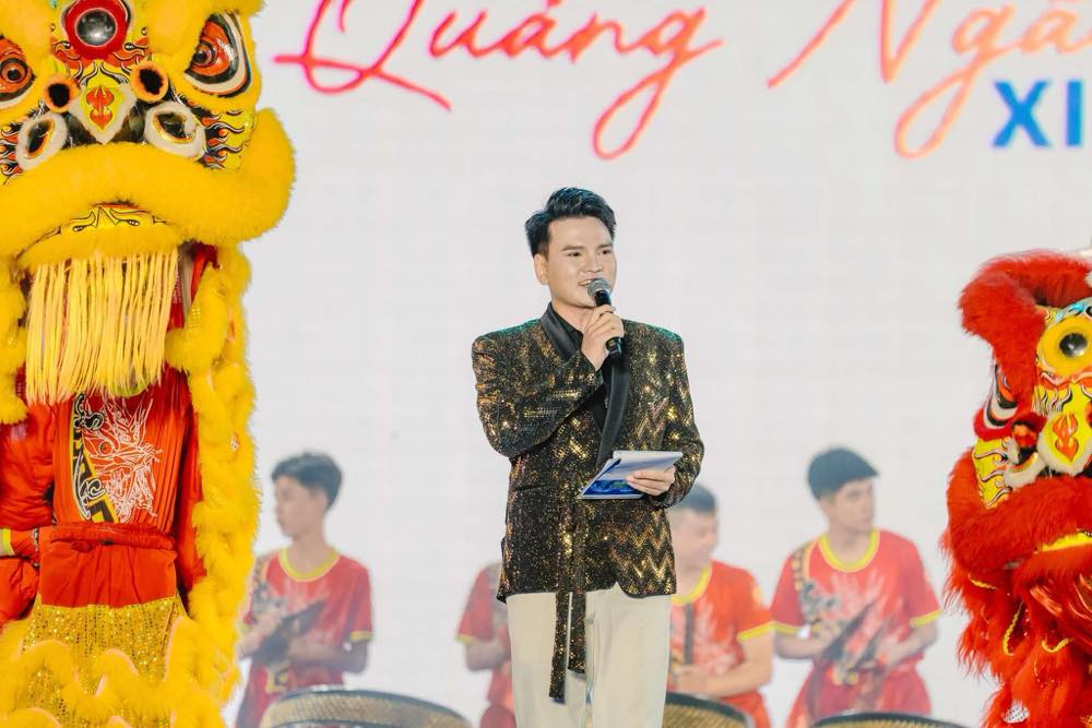 1A.884.MC-Pham-truong-giang-tuan-le-du-lich-quang-ngai-2025-spotlight-vietnam6