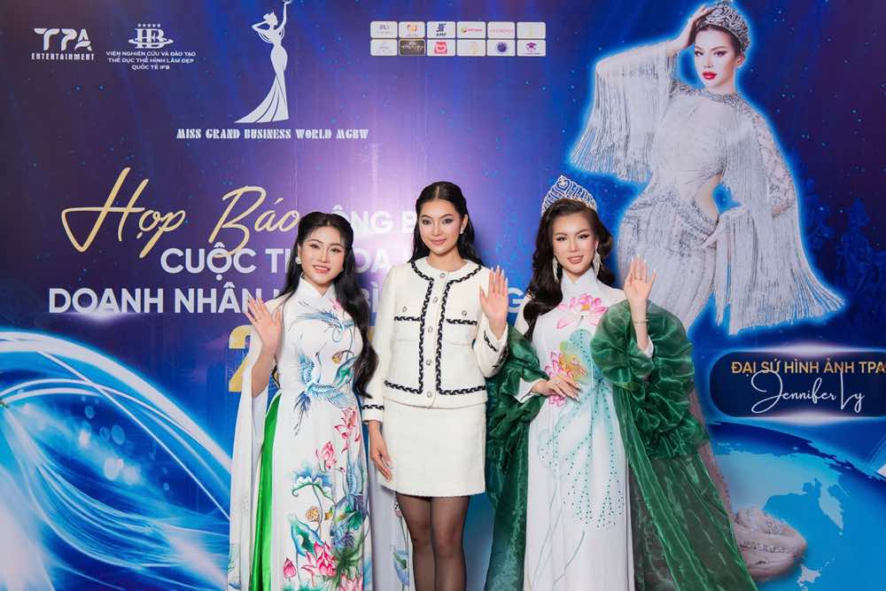 1A.913.Anh8-miss-grand-business-world-2025-spotlight-vietnam