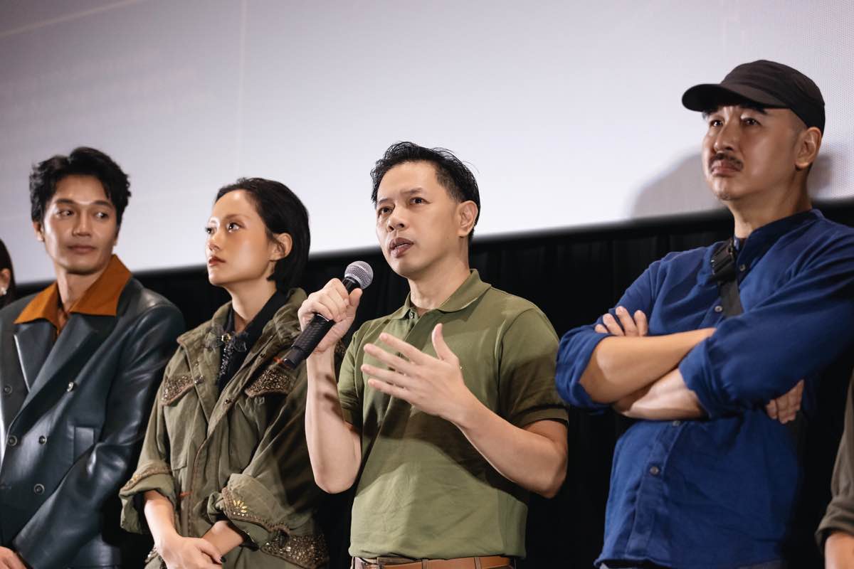 1A.915.dia-dao-mat-troi-trong-bong-toi-spotlight-vietnam4