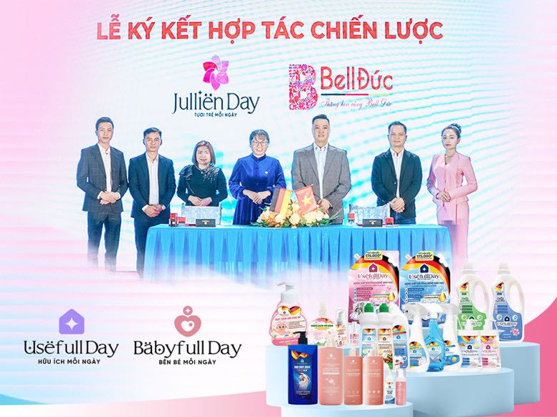 1A.917.jullien-day-spotlight-vietnam3