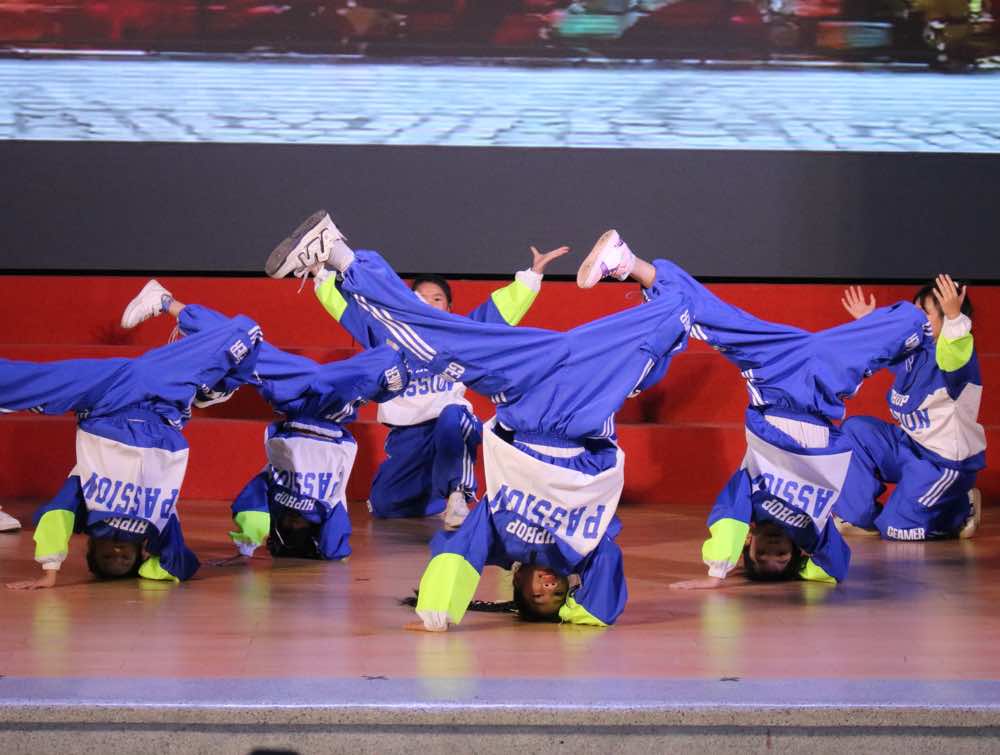 1A.935.Bang A - Style 2D Crew-spotlight-vietnam