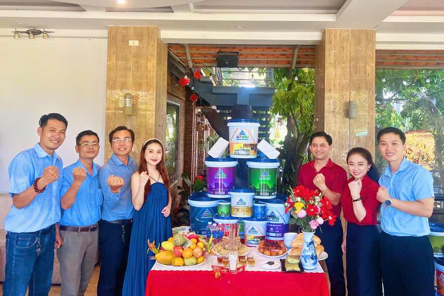 1a.104.ceo-le-pham-son-hpwin-truyen-thong-spotlight-vietnam-5