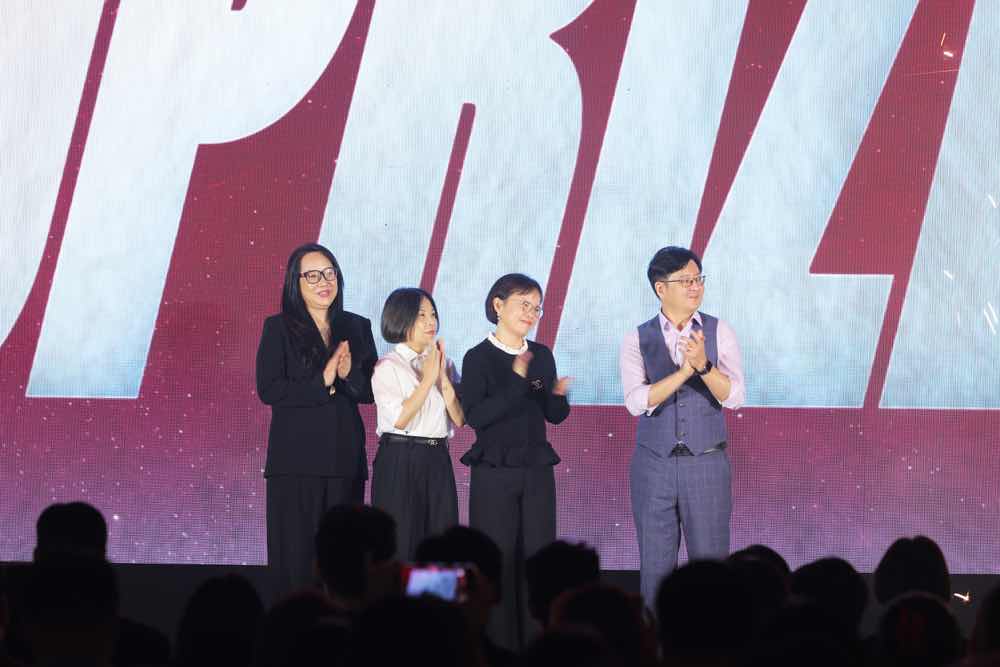 1a.11.yeah1-sony-UPRIZE-1