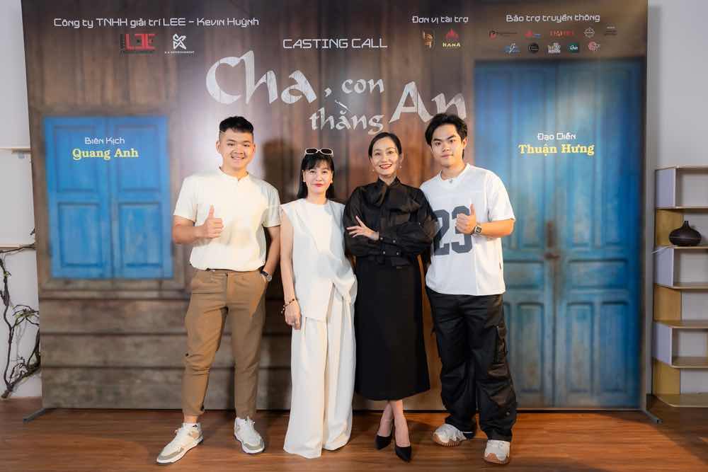 1a.14.ĐD Thuan Hung - NS Cat Phuong - NSUT Hanh Thuy - Bien kich Quang Anh-cha-con-thang-an-