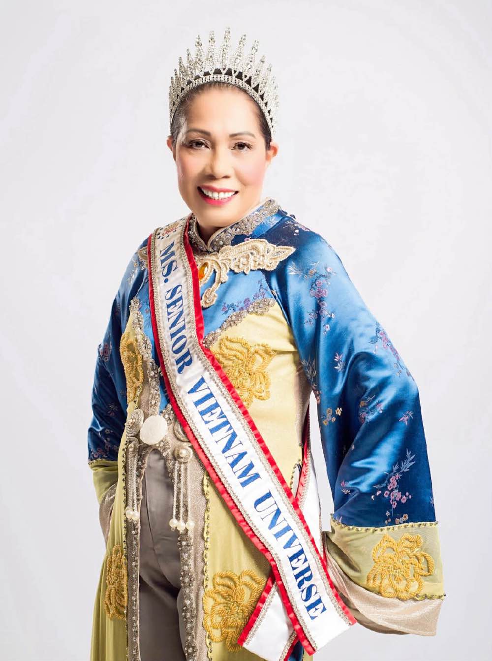 1a.170.nu-hoang-dai-su-cac-quoc-gia-toan-cau-Pam-Phan-1