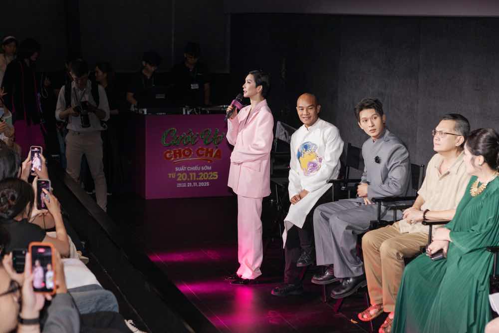 1a.185.cuoi-vo-cho-cha-ra-rap-truyen-thong-spotlight-vietnam-2