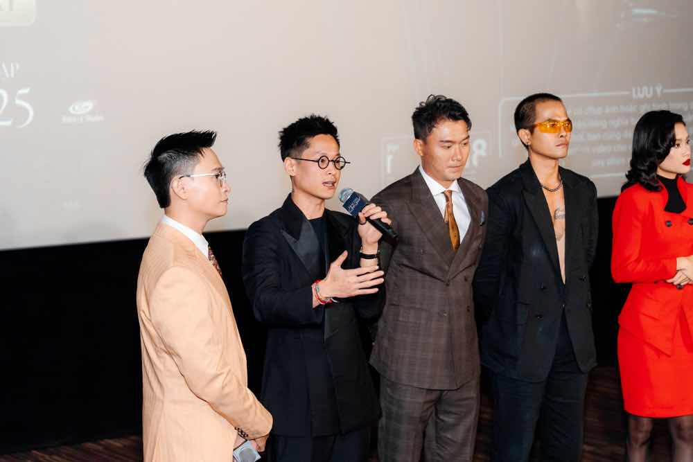 1a.246.trai-tim-que-quat