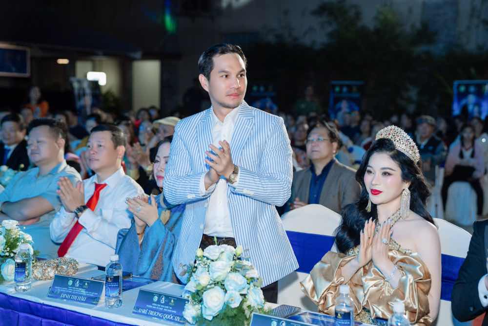 1a.25.nguyen-thi-thuy-hang-dang-quang-nguoi-dep-da-hoi-miss-ocean-world-business-2026-5