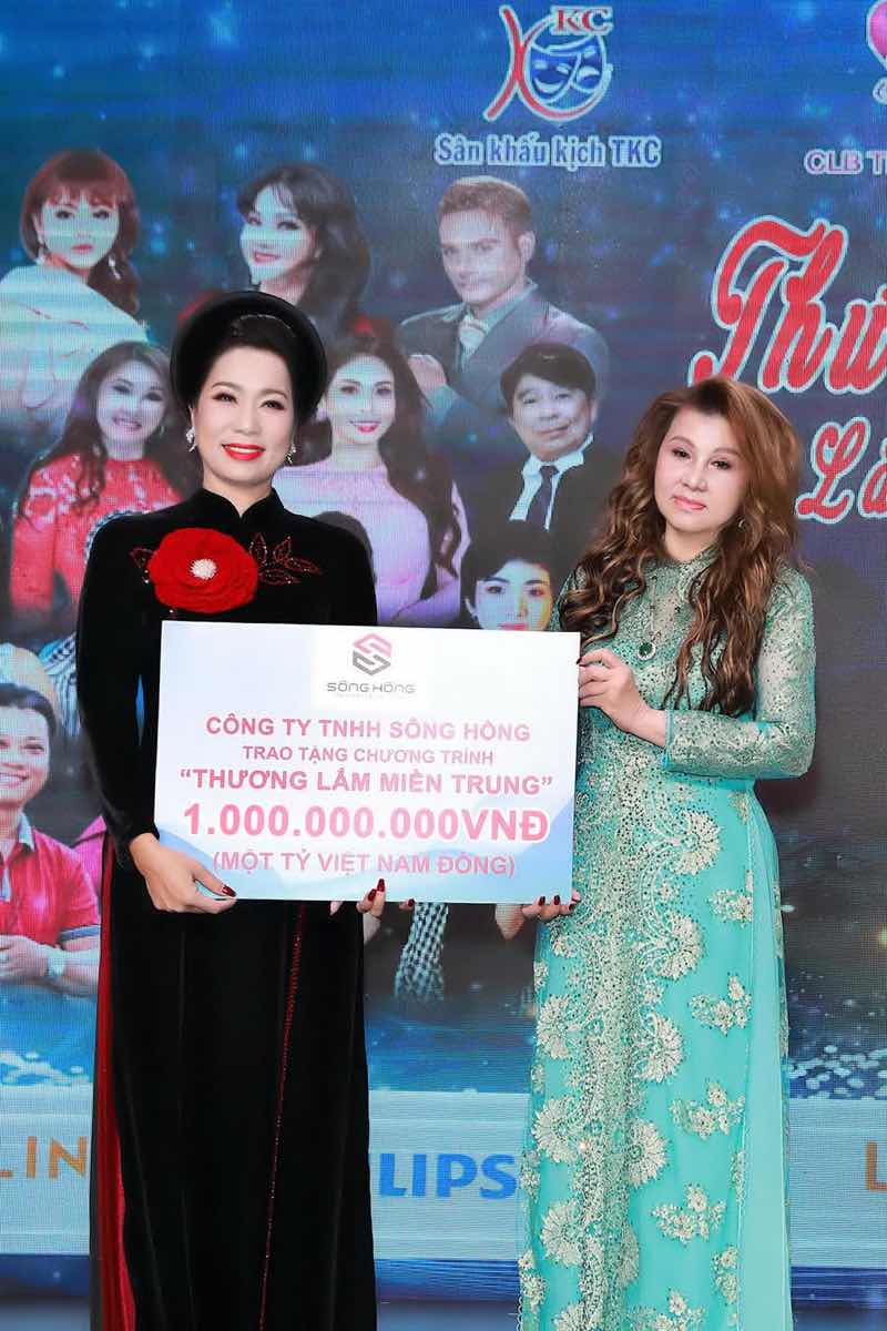 1a.28.trinh-kim-chi-lam-tong-dao-dien-chuong-trinh-thuong-lam-mien-trung-truyen-thong-spotlight-vietnam-8