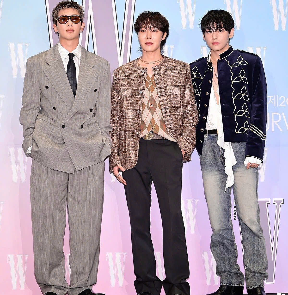1a.350.namjoon-jhope-v-taehyung-w-korea-2025