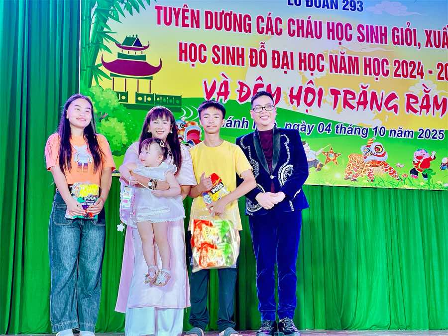 1a.389.anna-yen-phuong-holy-thang-202500002