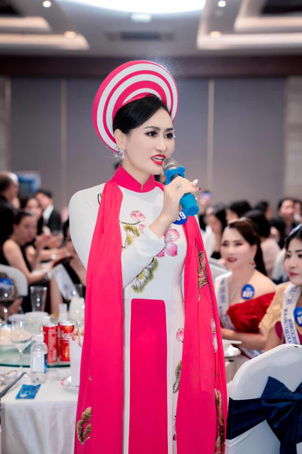 1a.39.thi-sinh-miss-ocean-world-business-2026-truyen-thong-spotlight-vietnam-57