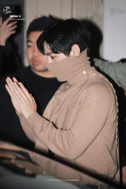 1a.398.kim-taehyung-korea-airport-07102025-truyen-thong-spotlight-vietnam00002