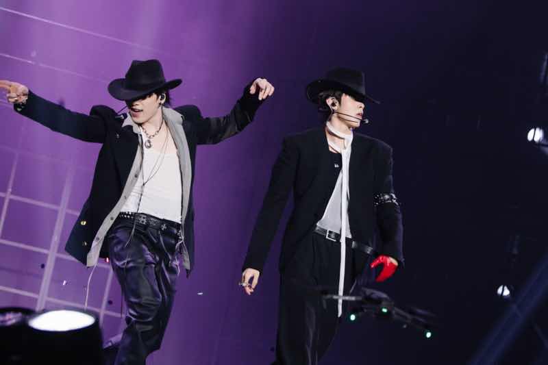 1a.44.Duo Đuc Duy - Duy Lan chiem tron tinh cam cua khan gia nho man trinh dien đoi an y