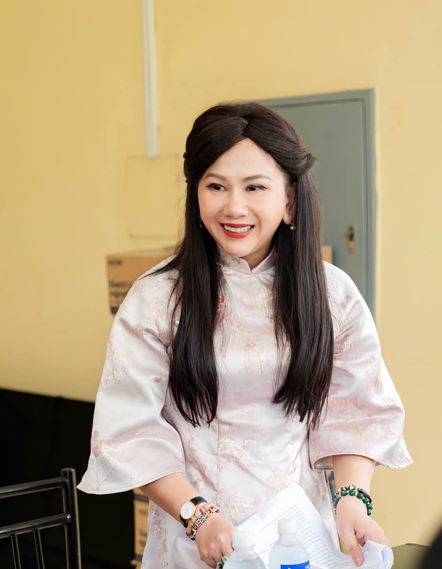 1a.540.Buoi tro chuyen cua Ceo Anna Yen Phuong cung cac Nu Chien Si Du Kich Mien Nam