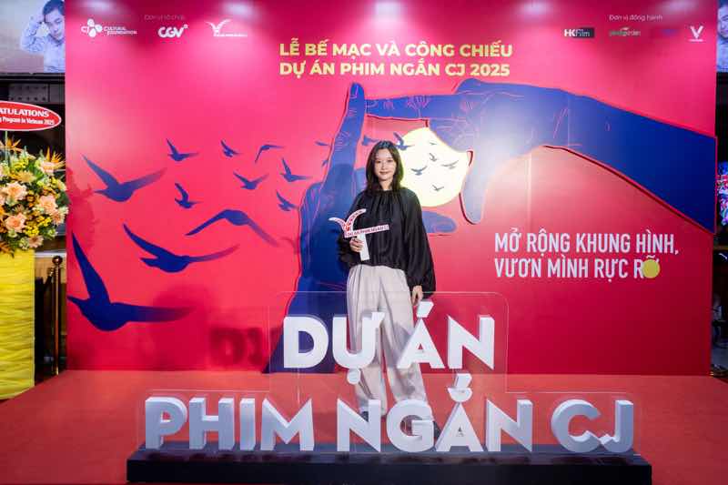 1a.77.Dien vien Huynh Mai Cat Tien