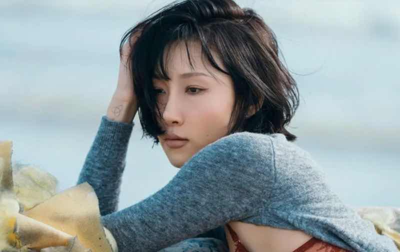 1a.90.hwasa-music-core-good-goodbye