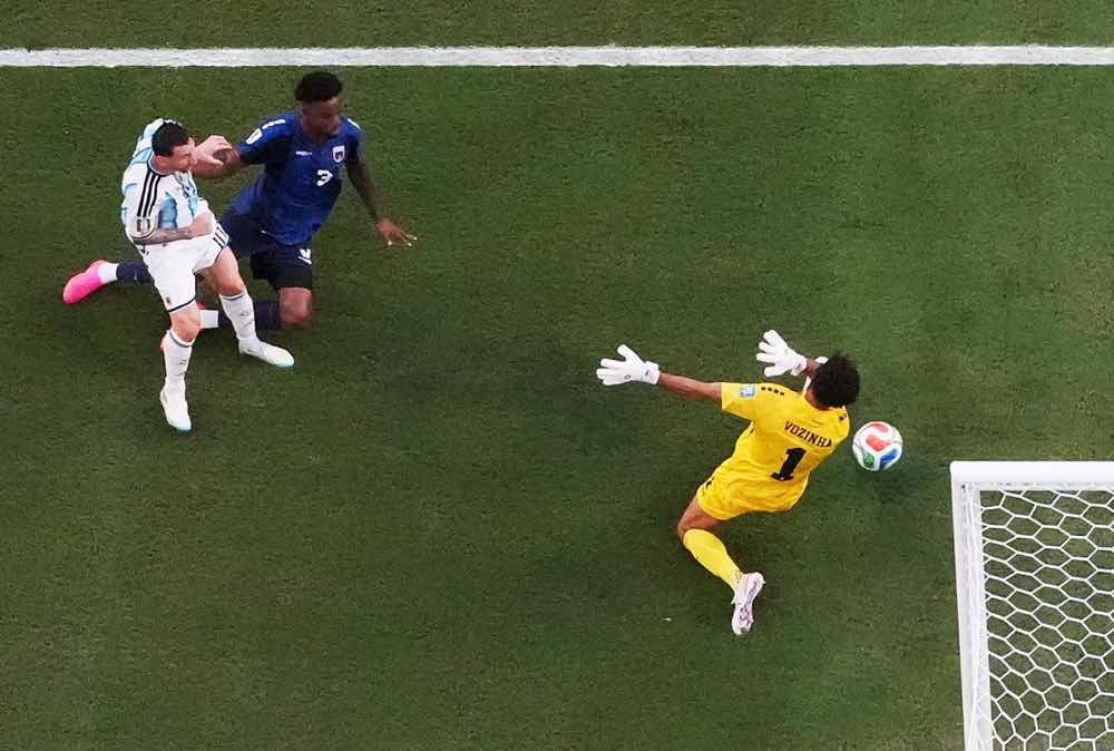 1z.121.lionel-messi-argentina-cape-verde-world-cup-2026-truyen-thong-spotlight-viet-nam-