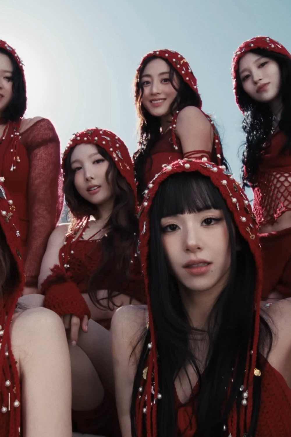 1z.130.twice-2026-truyen-thong-spotlight-vietnam-