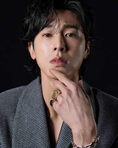 1z.159.u-know-yunho-dbsk-comeback-truyen-thong-spotlight-vietnnam- 2