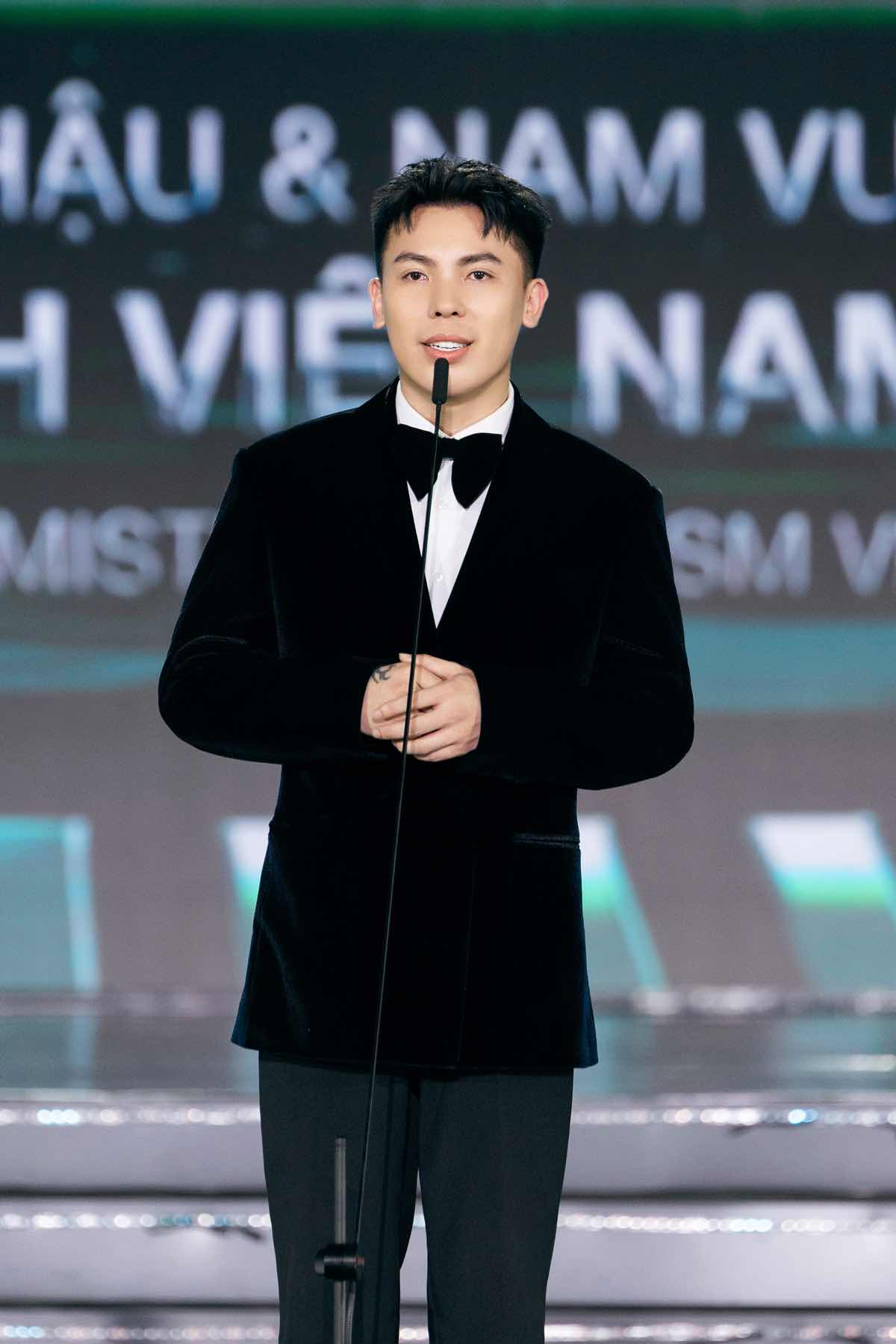 1z.294.hoa-hau-nam-vuong-du-lich-viet-nam-2026-dang-quang-tai-can-tho-truyen-thong-spotlight-viet-nam-13