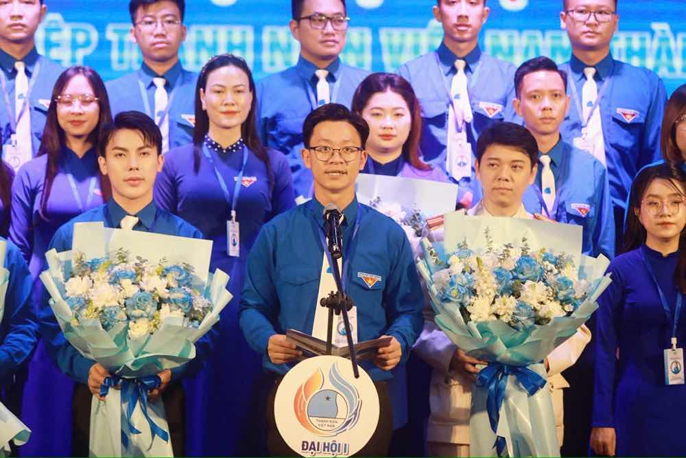 1z.299.ong-pham-duy-khanh-duoc-bo-nhiem-pho-chu-tich-hoi-lien-hiep-thanh-nien-viet-nam-thanh-pho-hai-phong-1