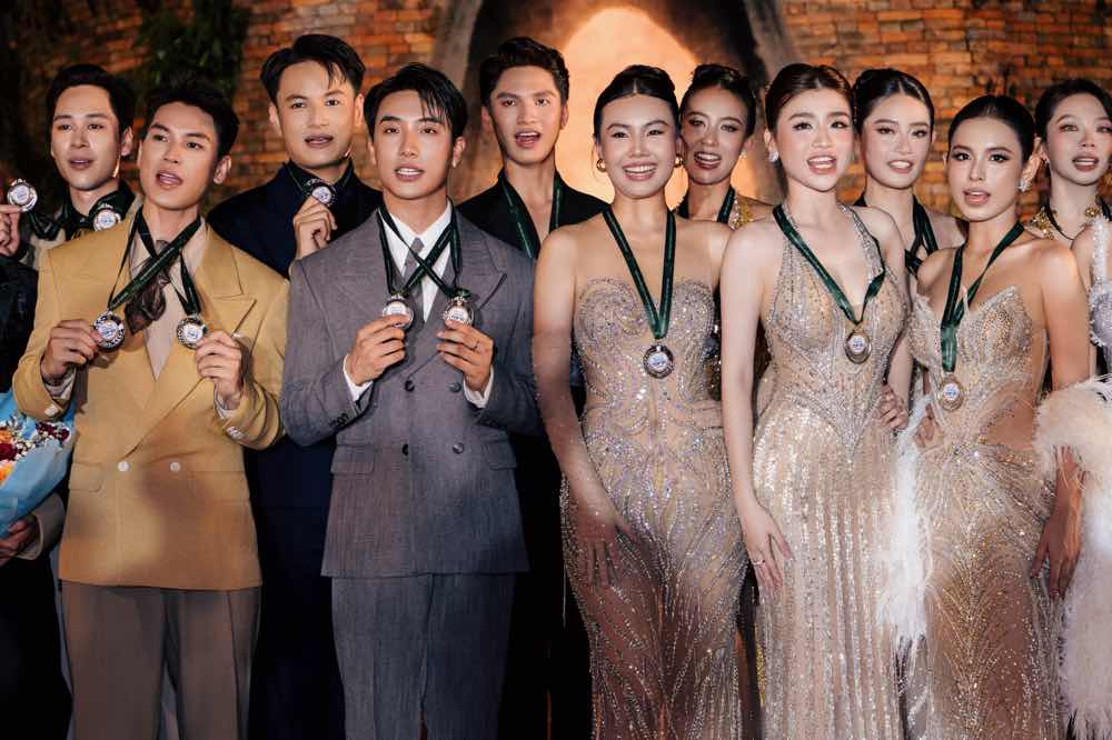 1z.310.ban-ket-hoa-hau-nam-vuong-du-lich-viet-nam-2026-truyen-thong-spotlight-vietnam-83