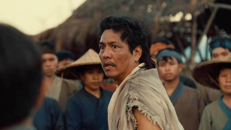 1z.367.trum-so-doanh-thu-truyen-thong-spotlight-viet-nam-6
