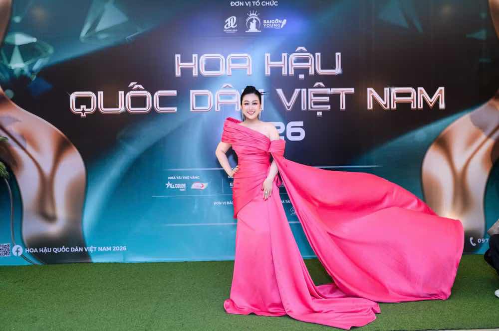 1z.368.hoa-hau-quoc-dan-viet-nam-2026-truyen-thong-spotlight-viet-nam-5