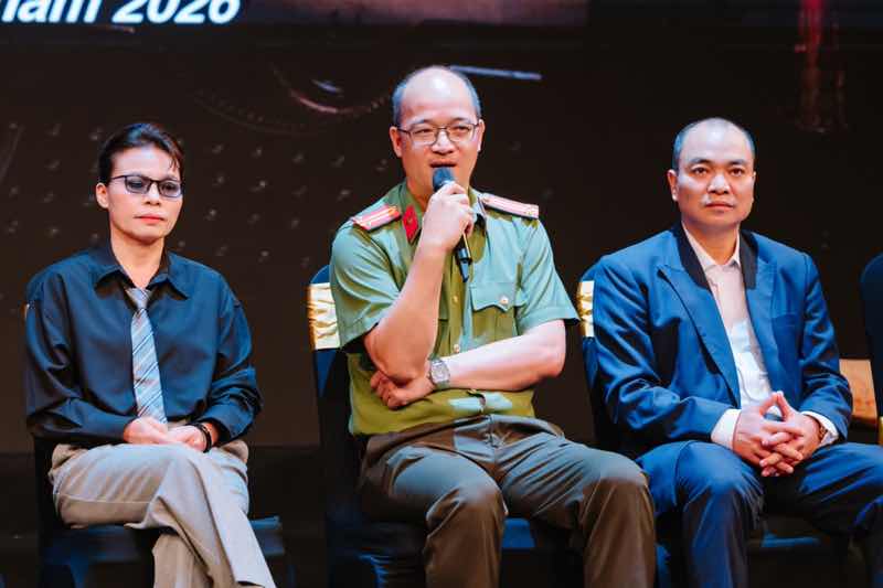 1z.370.ra-mat-phim-dien-anh-mat-ma-dong-duong-truyen-thong-spotlight-vietnam-24