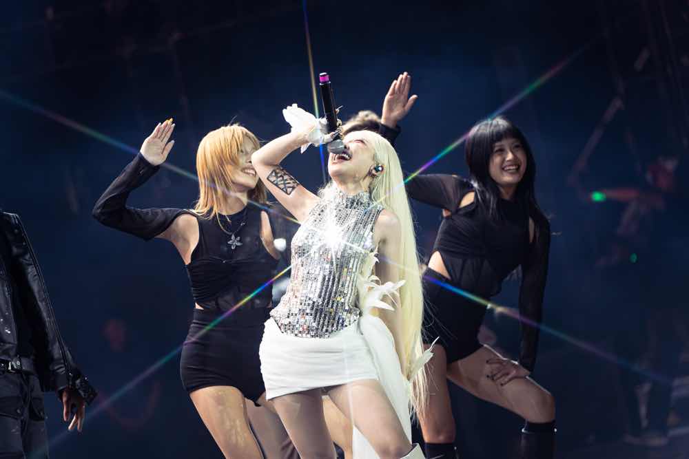 1z.499.truyen-thong-spotlight-vietnam-sao-concert-2026-23