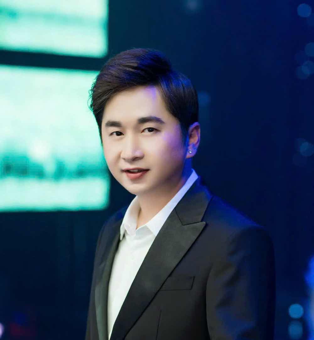 1z.519.bang-cuong-ky-niem-25-nam-ca-hat-truyen-thong-spotlight-vietnam-13