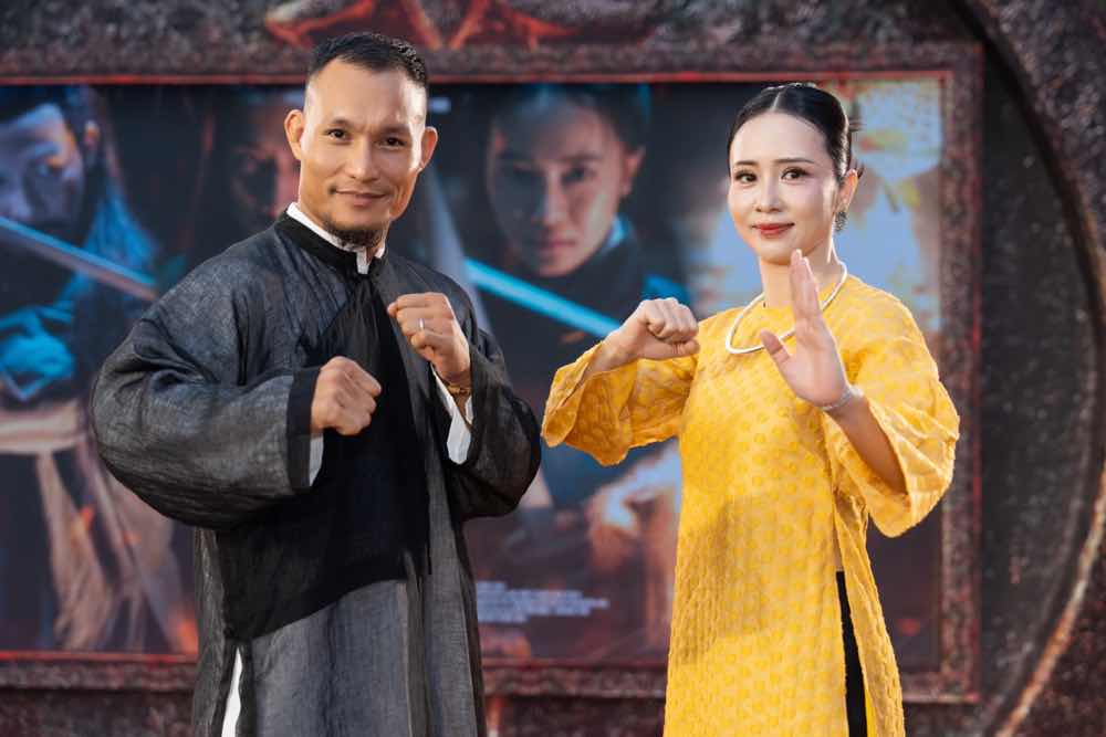 1z.539.Vo si Tran Quang Loc va Nu hoang Wushu Thuy Hien 1