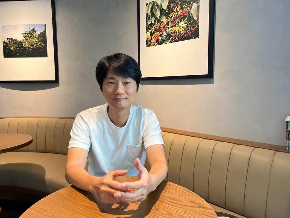 1z.599.lau-chu-hoa-con-ma-nha-ho-hua-first-look-3