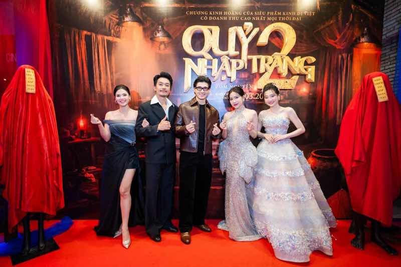 1z.895.ma-ran-do-quy-nhap-trang-2-ra-rap-truyen-thong-spotlight-vietnam-2