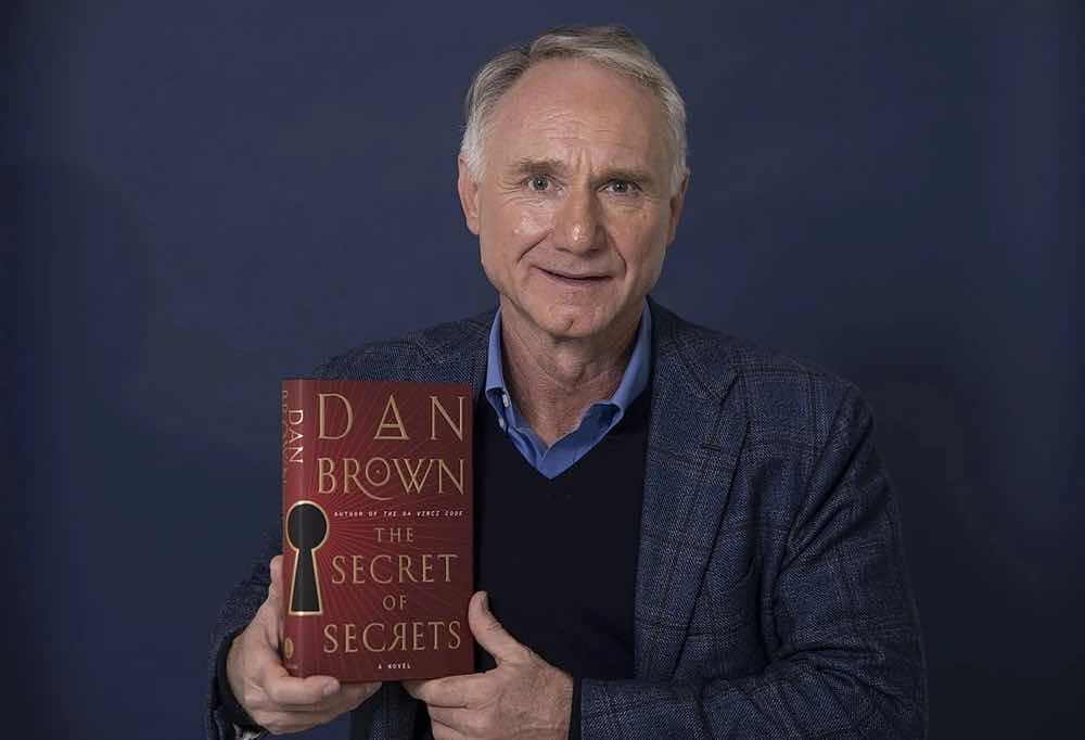 1z.90.bi-mat-toi-thuong-the-secret-of-secrets-dan-brown-truyen-thong-spotlight-viet-nam-